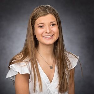 Meet your Posher, Christin